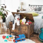 HOOBRO Toy Box, Retro Wooden Look Storage Chest with Safety Hinge, Entryway Storage Bench Supports 220 lb, 29.9 x 15.7 x 18.9 Inches Toy Chest Organizer, Easy Assembly (Rustic Brown) BF75CW01G1 - Image 3